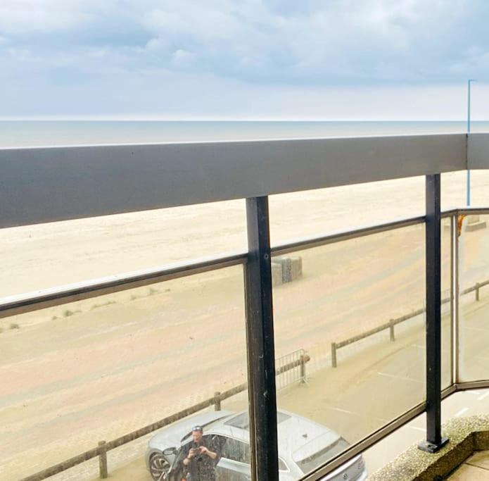 Appartement Vue Frontale Mer, 4 Personnes Bray-Dunes Extérieur photo